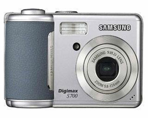 Digimax S700