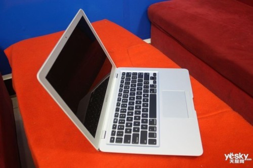 ƻMacBook Air(MC505CH/A)