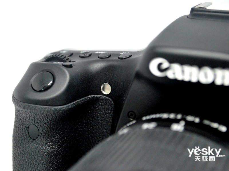����70D�׻�(18-135mm STM)