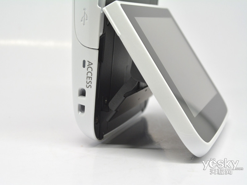 ����LEGRIA mini