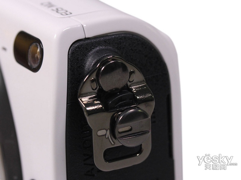 ����EOS M2�׻�(EF-M 18-55mm��90EX�����)