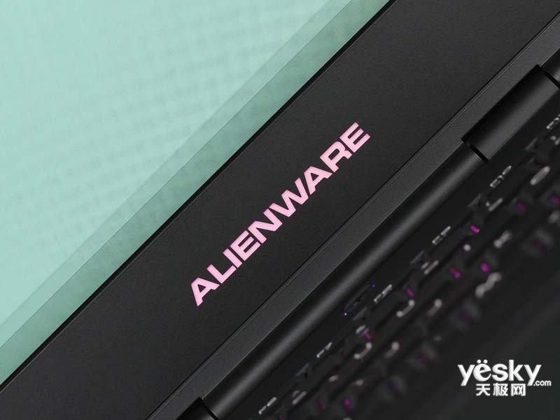 Alienware 13(ALW13ED-1808)