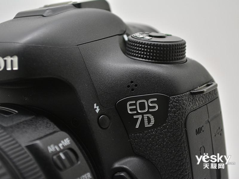 ����7D Mark II�׻�(15-85mm)