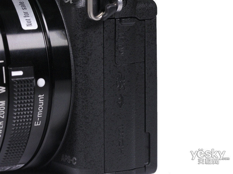 ����ILCE-5100�׻�(16-50mm��50mm)