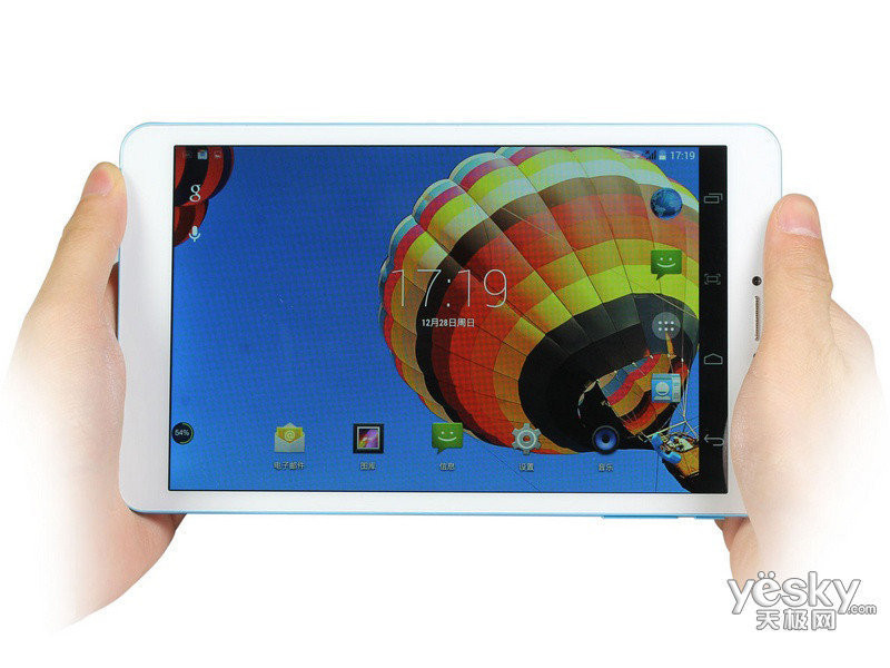 Colorfly G808�˺˼��ٰ�HD(16GB/8Ӣ��)