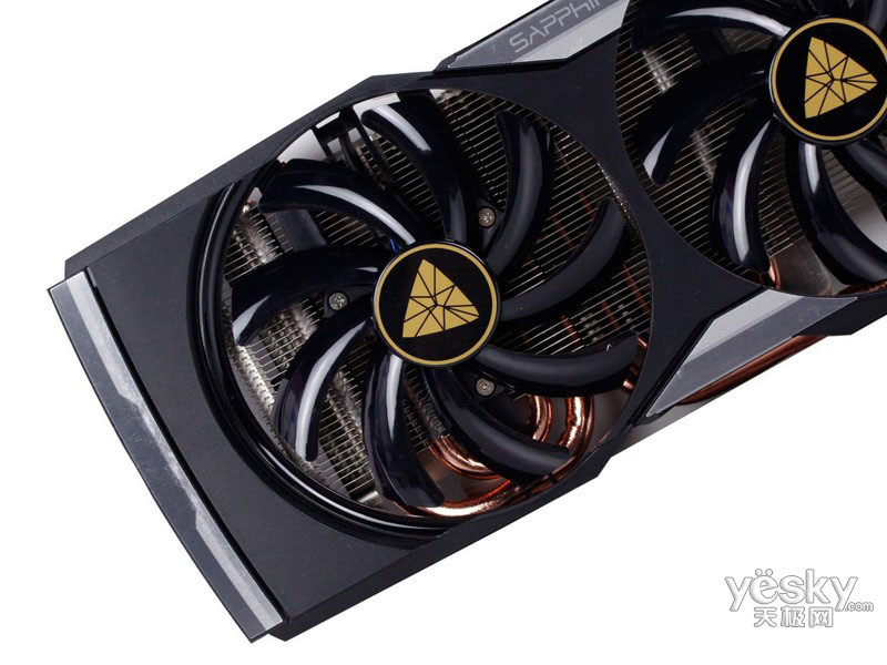 显卡 蓝宝石 蓝宝石r9 380 4g d5 黑钻版 oc 图片 机身细节 蓝宝石r9