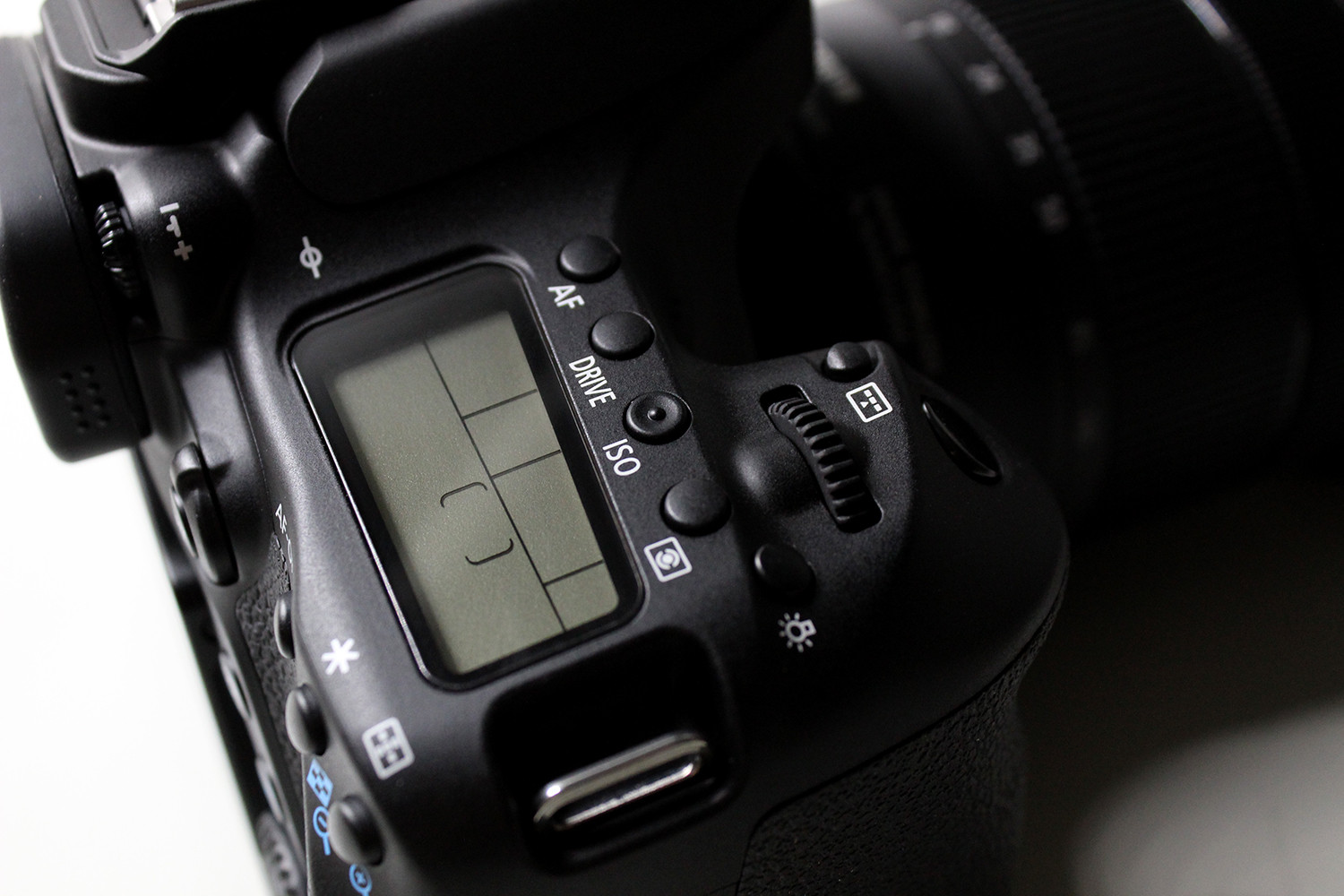 ����80D�׻�(EF-S 18-55mm IS STM)