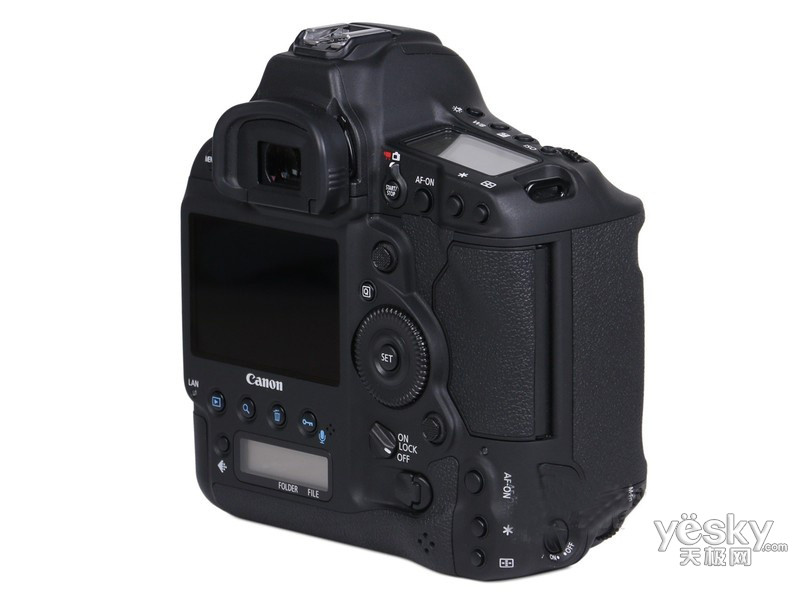 ����EOS-1D X Mark II�׻�(70-200mm II IS)