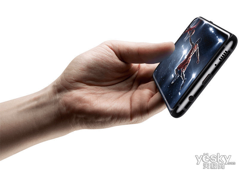 ����s8