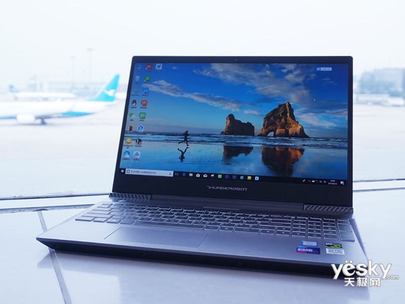 ����911 Air�ǿհ�