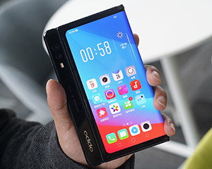 OPPO 折叠屏手机