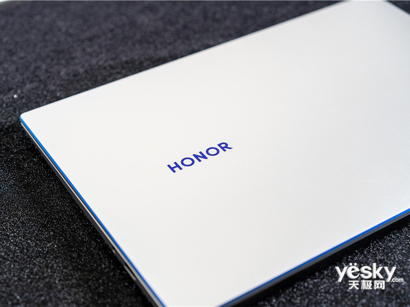 ��ҫMagicBook 14(R7 3700U/8GB/512GB)