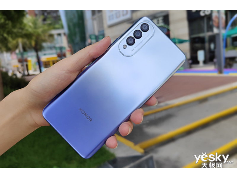��ҫX20 SE(8GB/128GB/ȫ��ͨ/5G��)
