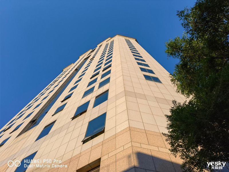 ��ΪP50 Pro(12GB/512GB/ȫ��ͨ/����9000/��ذ�)