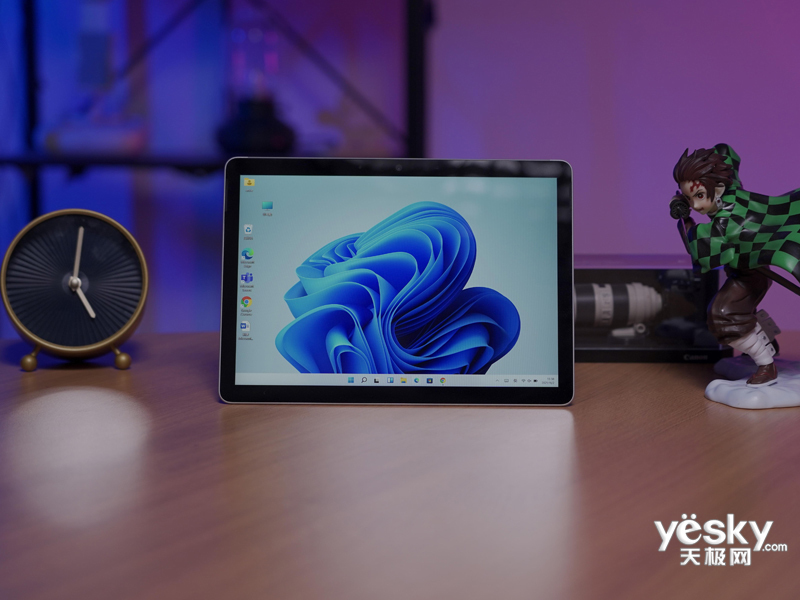 ΢��Surface Go 3(���� 6500Y/8GB/128GB/����)