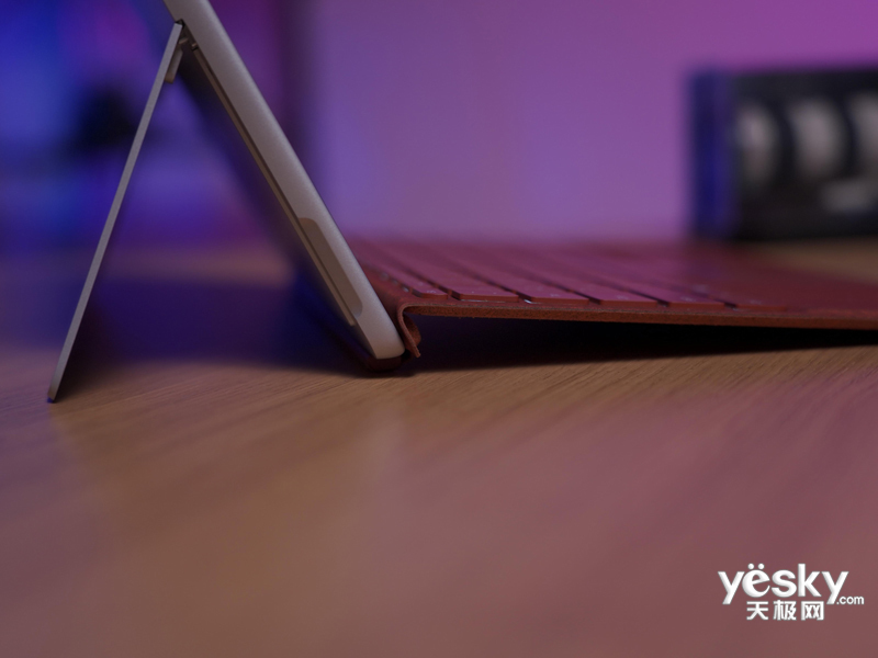 ΢��Surface Go 3(���� 6500Y/8GB/128GB/����)