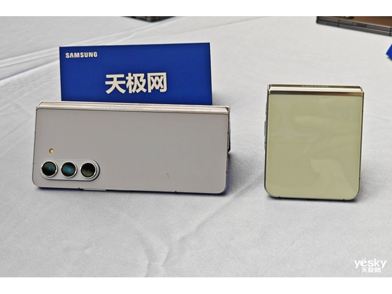 ����Galaxy Z Fold5(12GB/1TB)