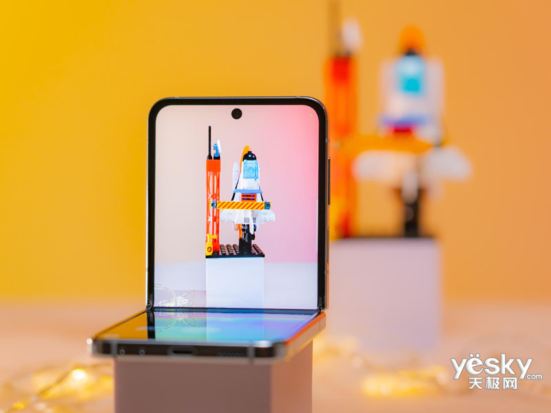 ����Galaxy Z Flip5(8GB/256GB)